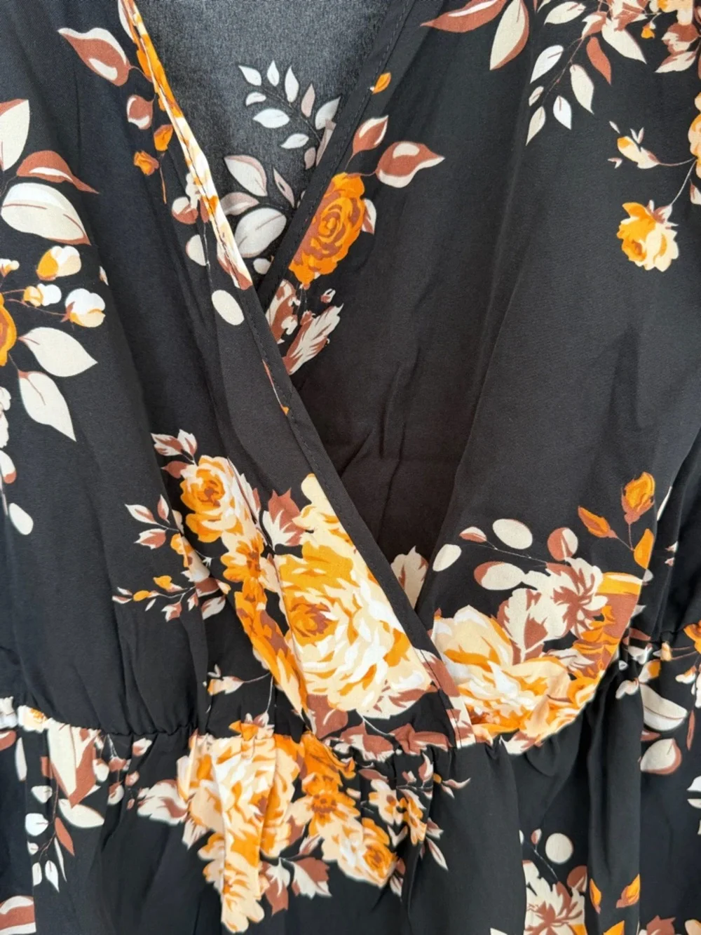 Floral Cold-Shoulder Peplum Top - Picture 3 of 12